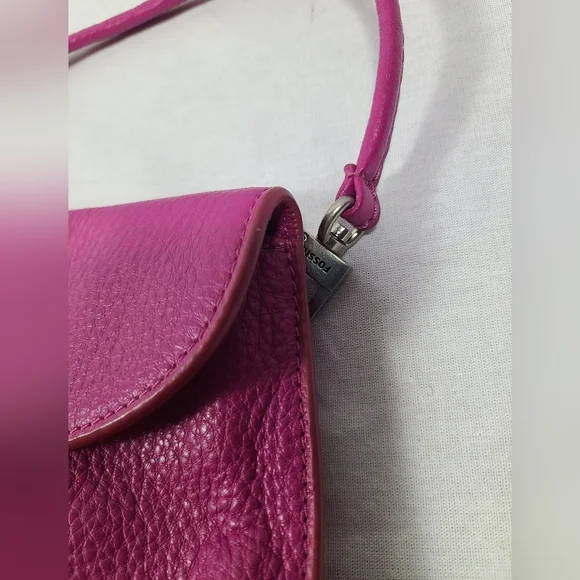 Fossil Monica SL5076690 Fuchsia Genuine Leather Convertible SM X-body/Clutch - Picture 2 of 7